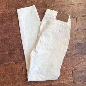 J. Crew Women's Skinny Jeans in Light Cream